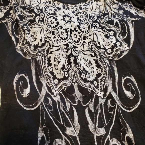 Dots Black/White Top - Picture 5 of 5